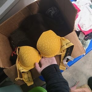 Victoria secret bra 34A